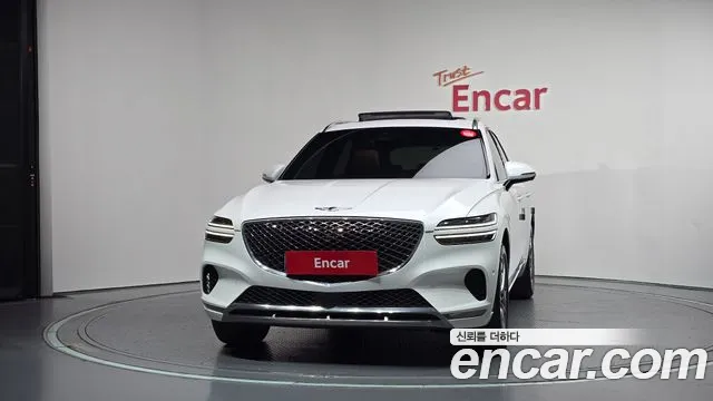 Genesis GV70 — Фото автомобиля 3