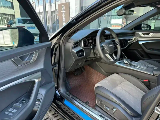 Audi A6L — Фото автомобиля 3