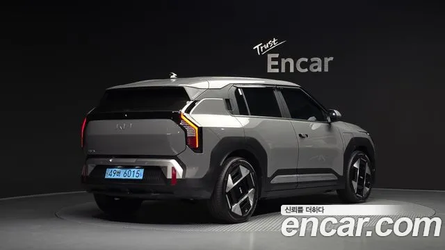 Фотография автомобиля — Kia EV3