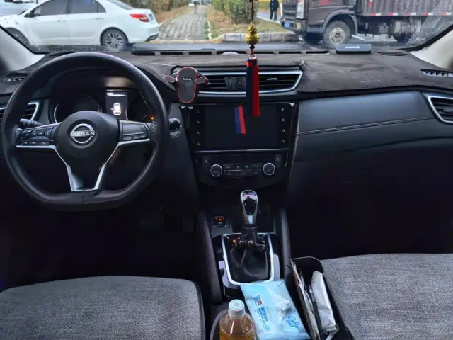 Nissan Qashqai — Фото автомобиля 12