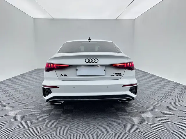 Audi A3 — Фото автомобиля 5