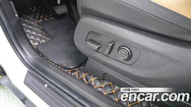 Kia Canival Carnival 4 поколение Бензин 9 мест Noblesse — Фото автомобиля 30