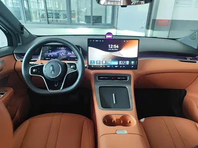 Shangjie SUV — Фото автомобиля 9