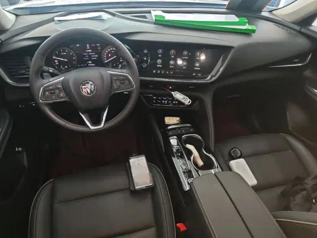 Buick Envision Plus — Фото автомобиля 9