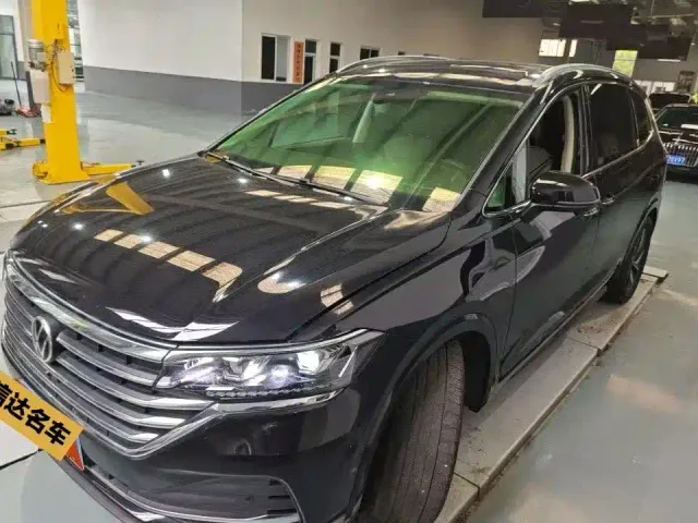 Фотография автомобиля — Volkswagen Viloran