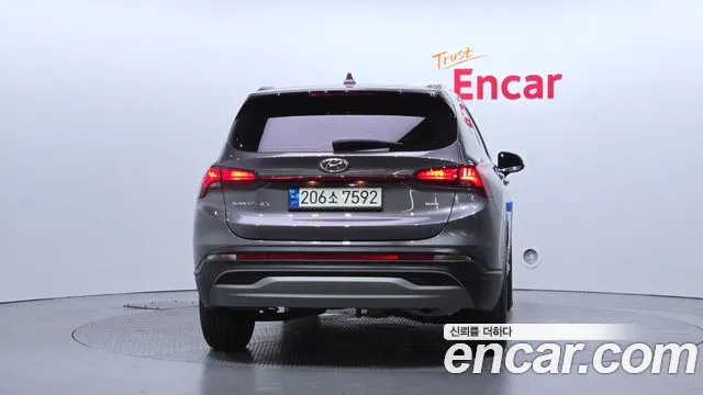 Hyundai Santafe Новый Santa Fe Дизель 2.2 4WD — Фото автомобиля 4