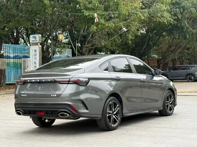 Geely Binrui — Фото автомобиля 13