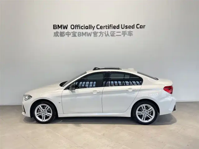 BMW 1 Series — Фото автомобиля 2