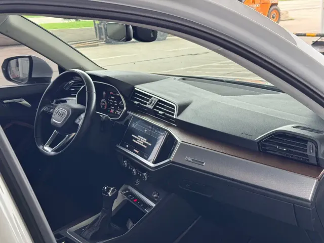 Audi Q3 — Фото автомобиля 16