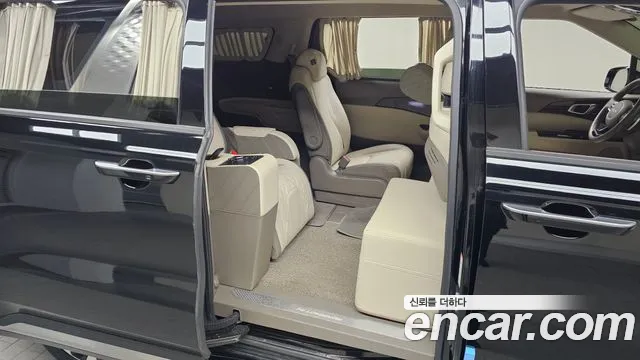 Kia Canival Carnival 4 поколение Бензин 9 мест Hi-Limousine — Фото автомобиля 11