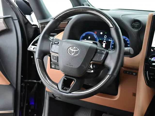 Toyota Alphard — Фото автомобиля 10