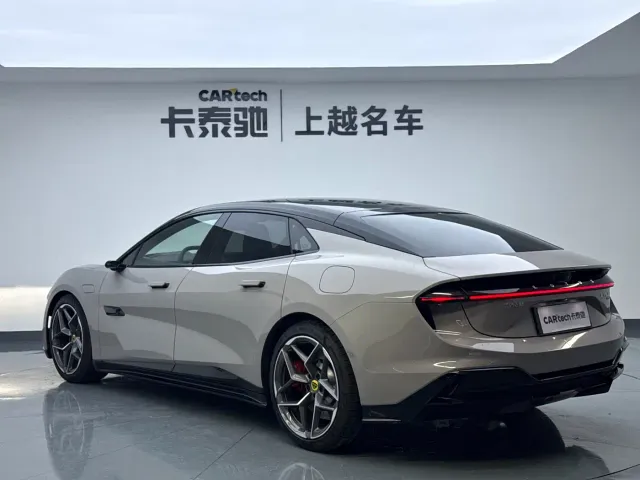 Lotus Emeya — Фото автомобиля 7