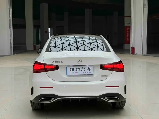 Mercedes-Benz A-Class — Фото автомобиля 15