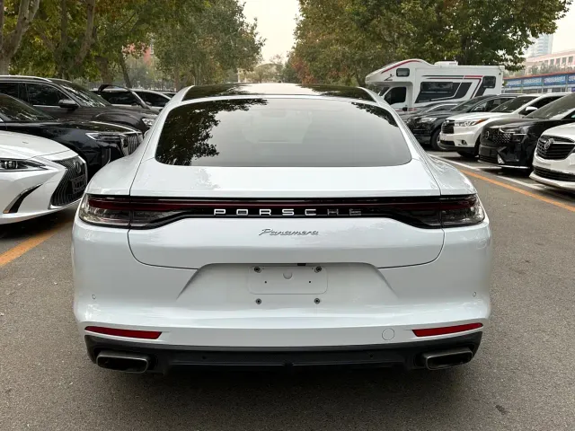 Porsche Panamera — Фото автомобиля 5