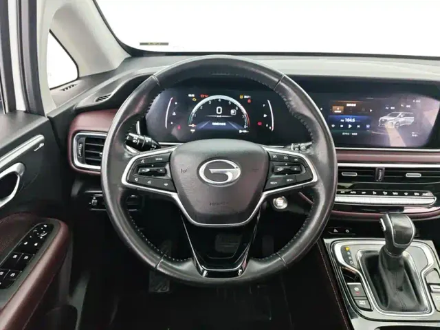 GAC Trumpchi M6 — Фото автомобиля 15