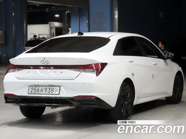 Hyundai AVANTE Avante (CN7) — Фото автомобиля 2