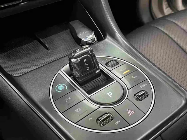 BYD Seal 05 DM-i — Фото автомобиля 6