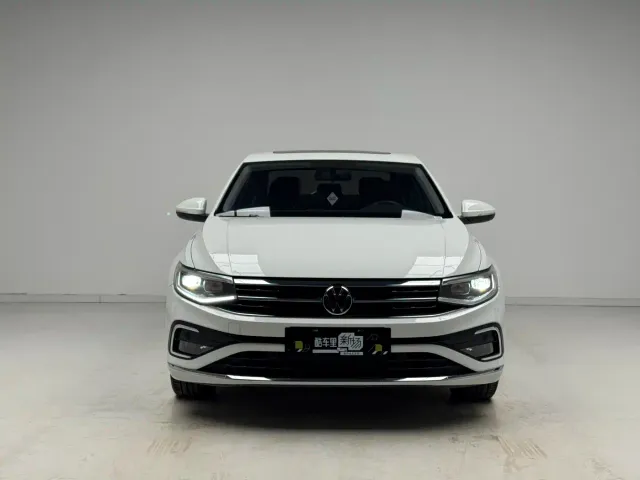 Volkswagen Bora — Фото автомобиля 2
