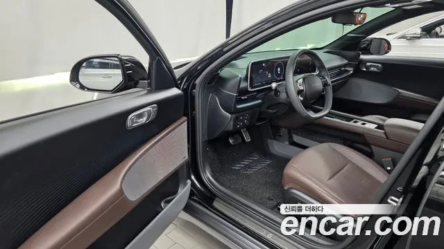 Hyundai Ioniq 6 — Фото автомобиля 10
