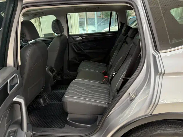 Volkswagen Tiguan L — Фото автомобиля 18