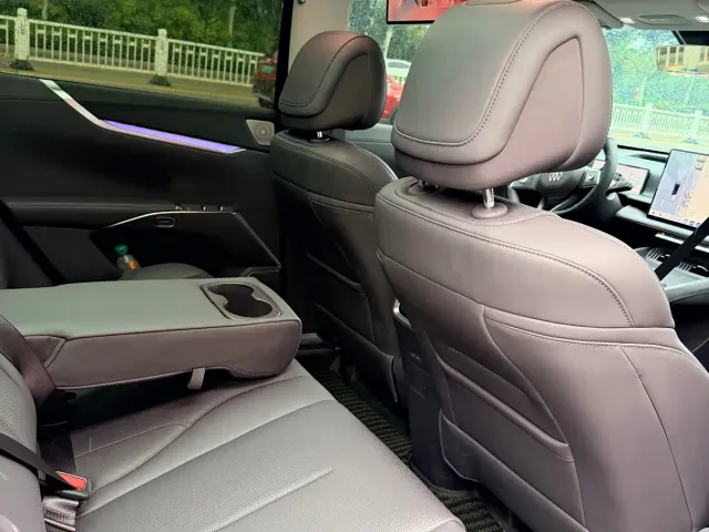 Buick Zhijing E7 — Фото автомобиля 7