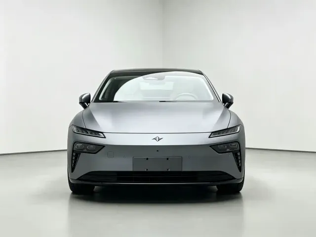 Dongfeng eπ 007 — Фото автомобиля 2