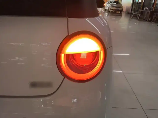 Changan Lumin — Фото автомобиля 7