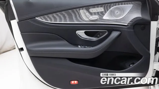 Mercedes-Benz AMG GT 4 двери 43 4MATIC+ — Фото автомобиля 15