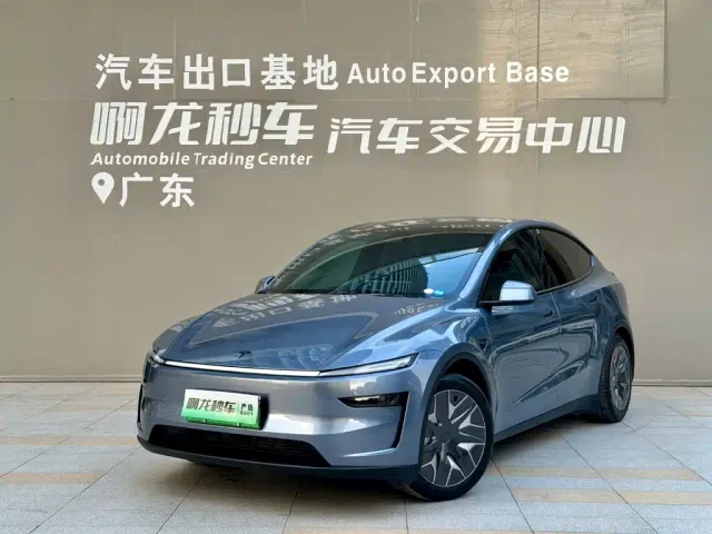 Фотография автомобиля — Tesla Model Y L