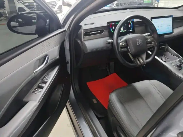 BYD Qin PLUS — Фото автомобиля 15