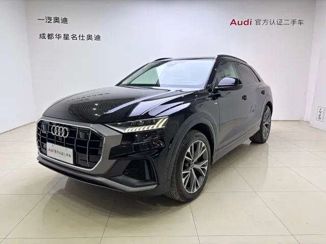 Фотография автомобиля — Audi Q8