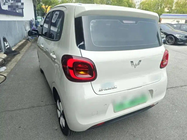Wuling Hongguang Mini EV — Фото автомобиля 4