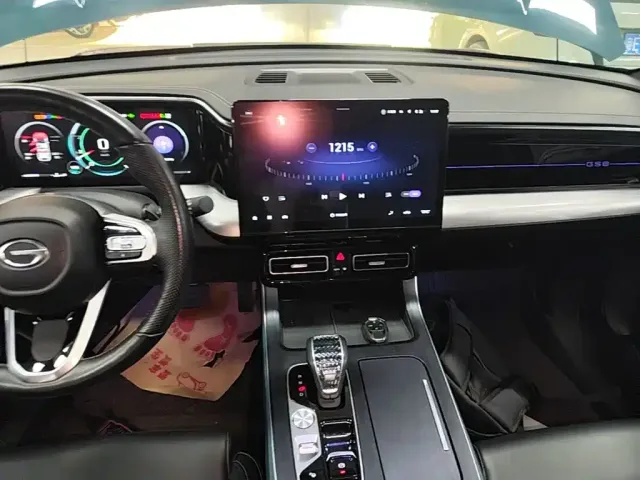 GAC Trumpchi GS8 — Фото автомобиля 12