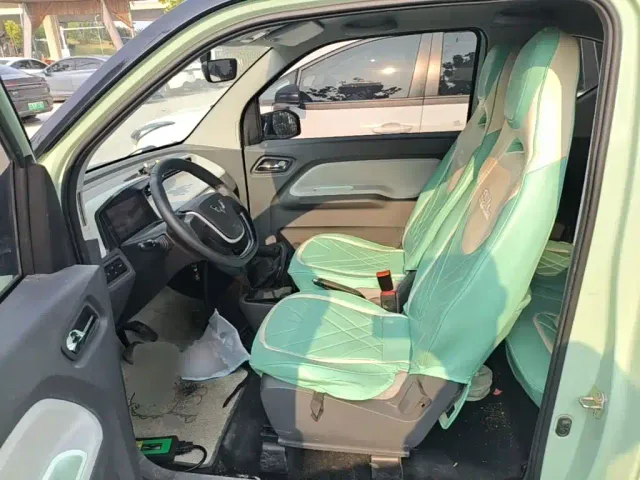 Wuling Hongguang Mini EV — Фото автомобиля 14