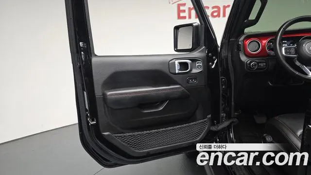 Jeep Wrangler JL — Фото автомобиля 23