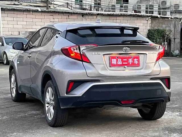 Toyota IZOA — Фото автомобиля 6