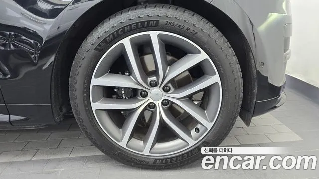 Land Rover Range Rover Sport — Фото автомобиля 21