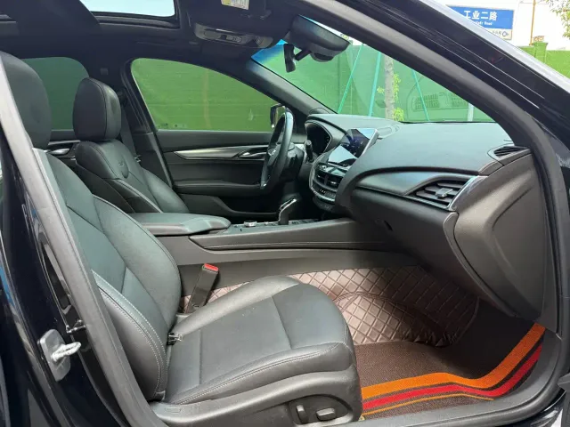 Cadillac CT5 — Фото автомобиля 7