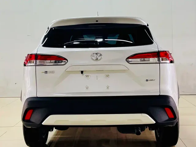 Toyota Corolla Cross — Фото автомобиля 4