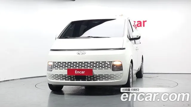Hyundai Staria Staria Tourer 11 мест — Фото автомобиля 3