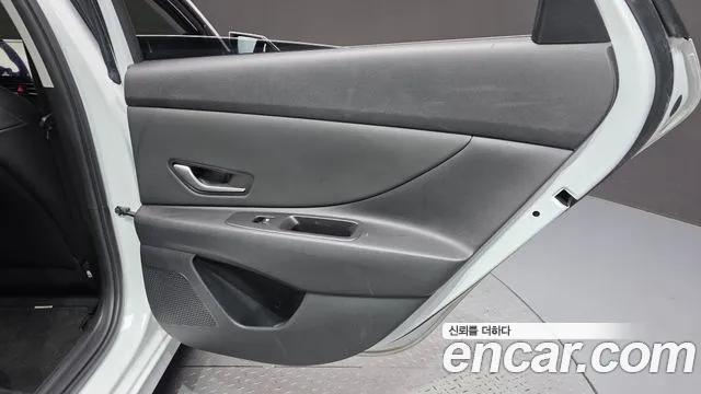 Hyundai AVANTE Avante (CN7) — Фото автомобиля 25