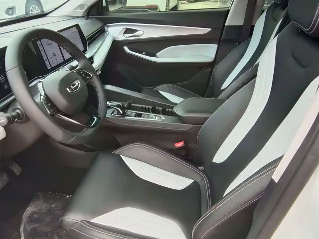 Geely Binrui — Фото автомобиля 7