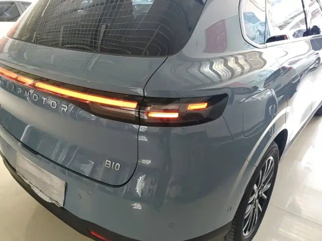 Leapmotor Leapmotor B10 2025 510 LiDAR Edition — Фото автомобиля 7