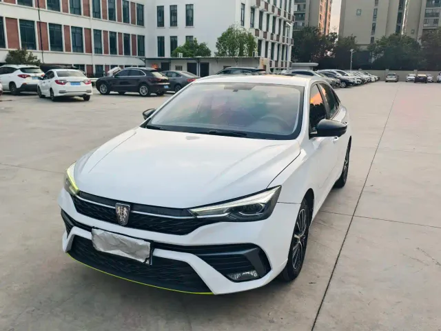 Фотография автомобиля — Roewe i5