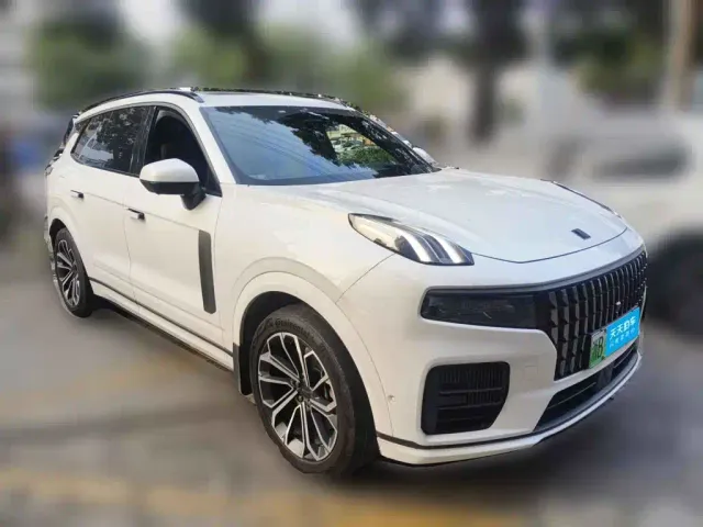 Lynk & Co 09 EM-P — Фото автомобиля 3