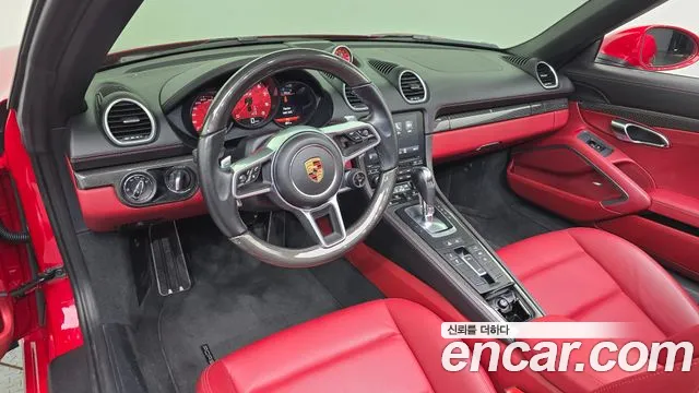 Porsche 718 — Фото автомобиля 5