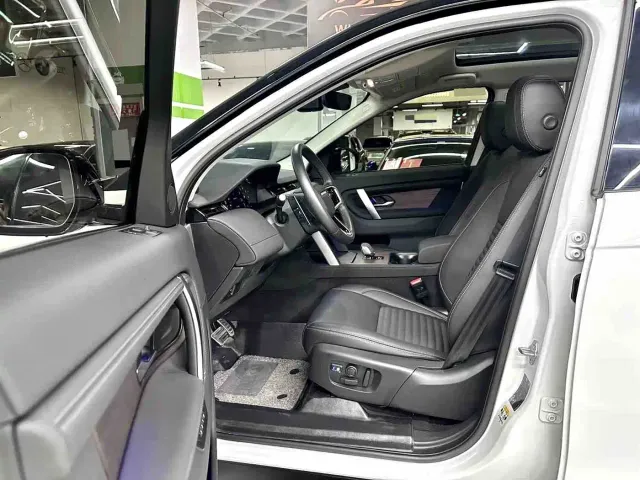 Land Rover Discovery Sport — Фото автомобиля 4