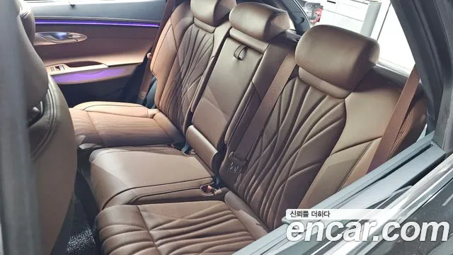 Genesis GV70 — Фото автомобиля 28