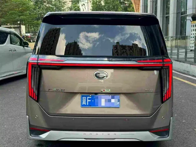 GAC Trumpchi M8 — Фото автомобиля 5