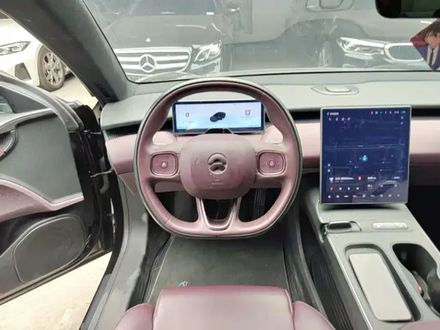 Nio ET5 — Фото автомобиля 10
